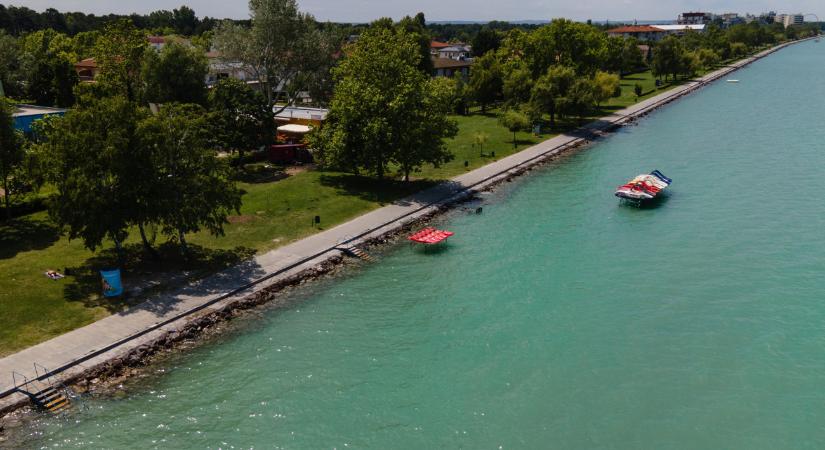 Nagy változások jönnek a kedvelt balatoni strandon