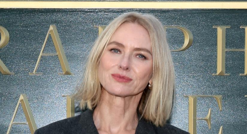 Az 56 éves Naomi Watts irtó stílusos: a nőies és vagány szetteket is mesterien variálja