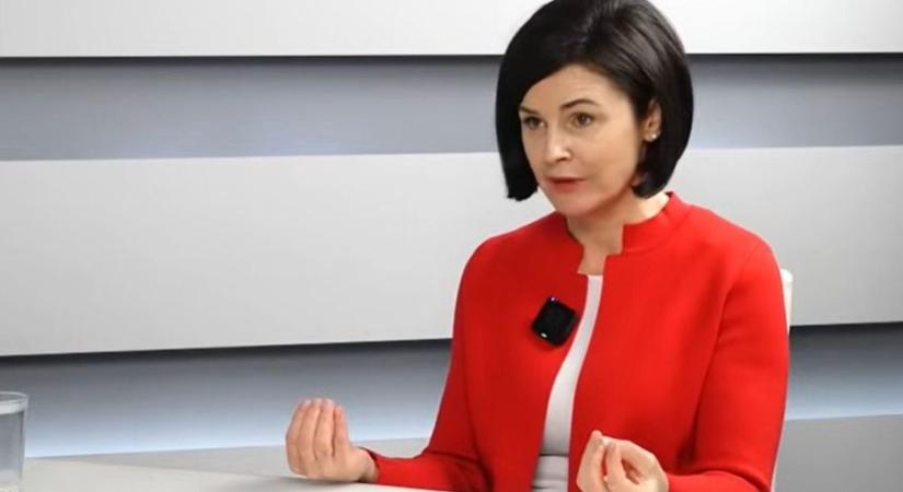 Kunhalmi Ágnes elvitte a show-t, még Bianca Censori mutatványán is túltett