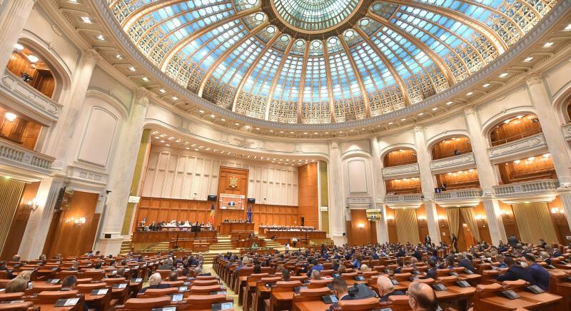 Szerdán a parlament két házának együttes ülésén vitatják a költségvetést