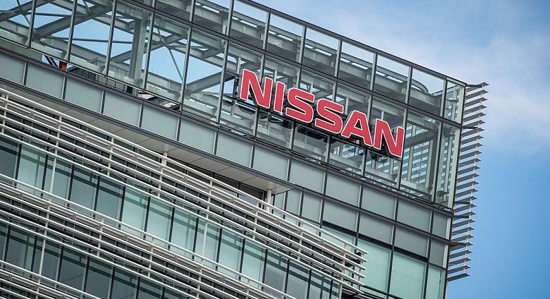 Kútba dőlhet a Nissan-Honda egyesülés