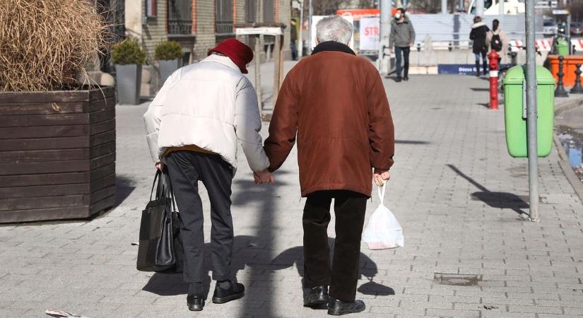 Magyar Nemzet: Minden bosszúját a nyugdíjasokon élné ki Magyar Péter