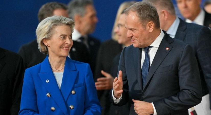 Tusk and Sikorski Are Brussels’ Obedient Lackeys