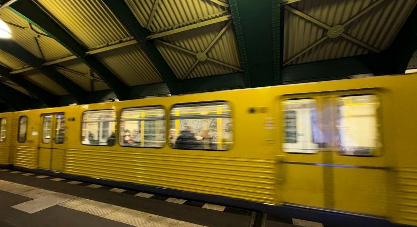 Metrókalózok térítették egy szerelvényt Berlinben. Veszélyben az utasok