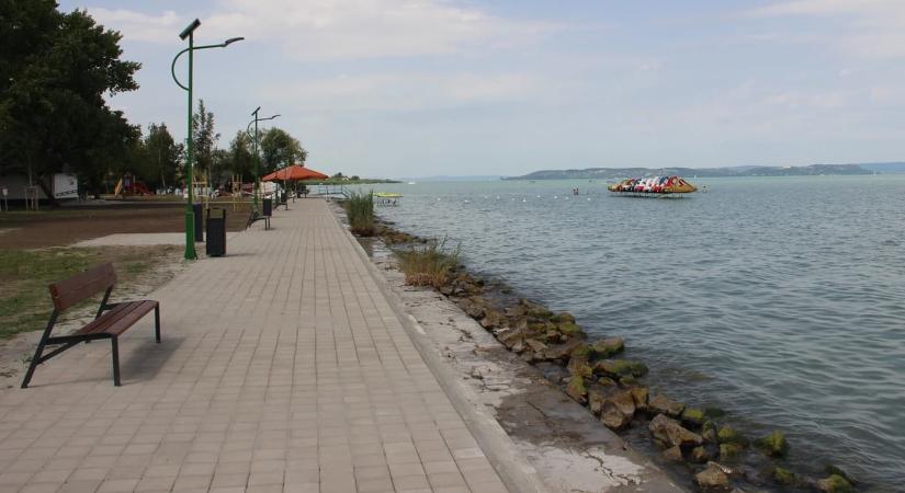 Orgona utcai szabadstrand Siófok