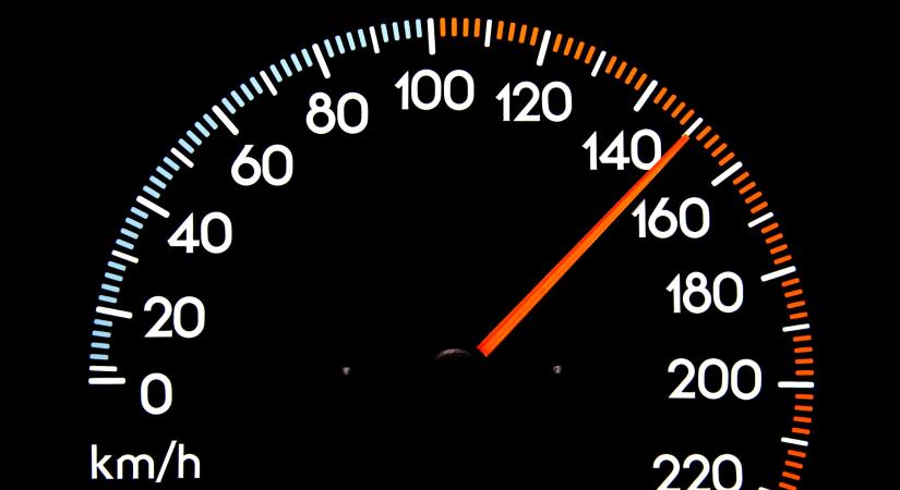 Így lehet 150 km/óra a csúcssebesség Magyarországon