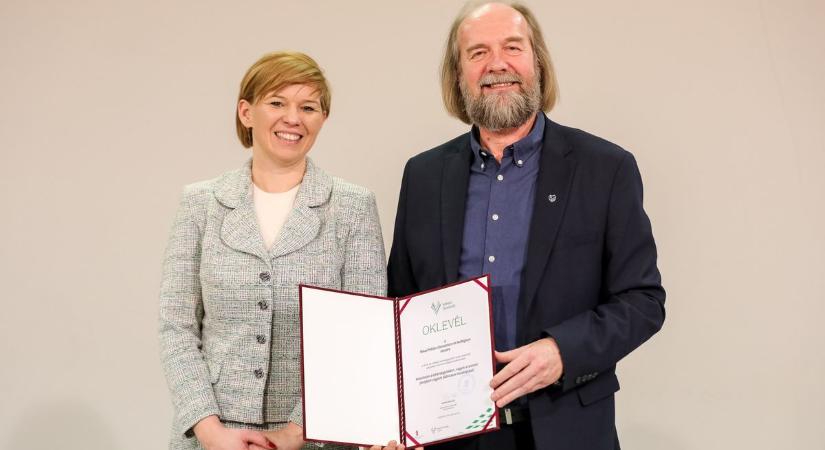 Tehetséggondozó programot jelentettek be a győri Révai-gimnáziumban - Már lehet jelölni a Bonis Bona díjra