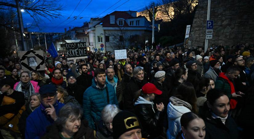 Forgalomkorlátozásra kell számítani Pozsonyban a pénteki tüntetés miatt