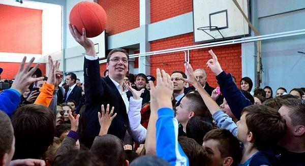 Vučić pénteki túraútvonala: Csóka, Törökkanizsa, Velebit, Ada és Mohol