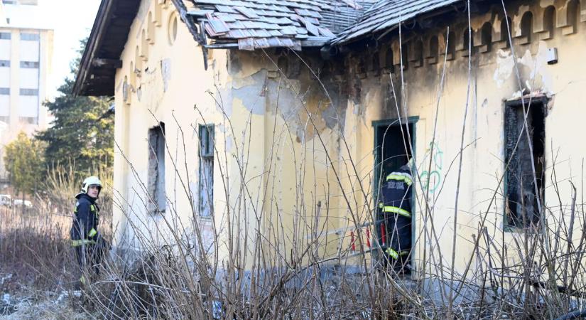 Szolnokon kigyulladt, Tiszaföldváron pedig felrobbant egy ingatlan