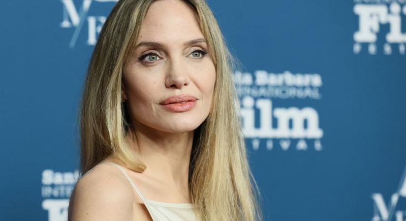 Ez az a hír, amire senki sem számított: Angelina Jolie még mindig közel áll az exférjéhez