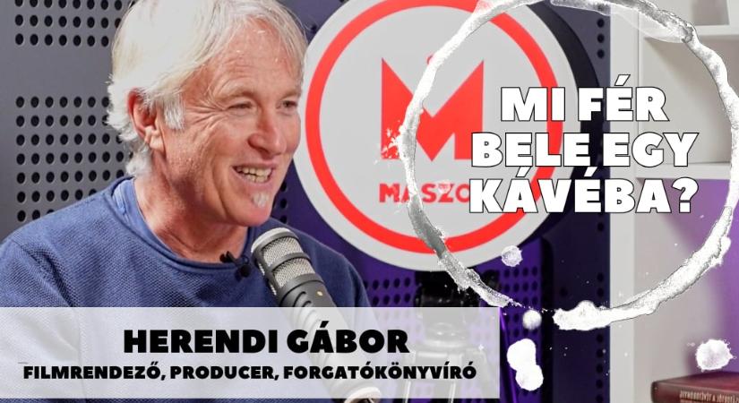 Mi fér bele egy kávéba? Herendi Gábor rendezővel beszélgetünk szombaton 11 órától a Maszol YouTube-csatornáján