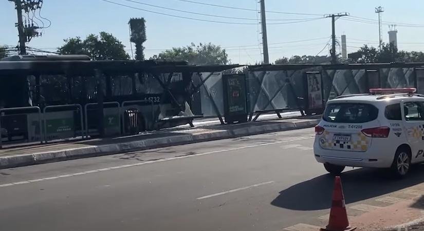 Forgalmas sugárútra zuhant egy repülő Sao Paulóban – videó