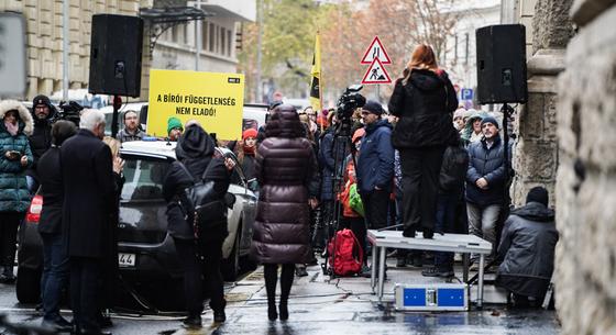 Nem csak elfogadhatatlan, jogellenes is a bírák listázása az Országos Bírói Tanács szerint