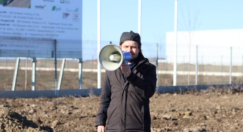 Szabó Bence azt kéri a debreceniektől, menjenek el együtt a következő közgyűlésre tiltakozni