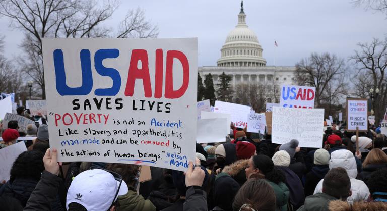 Oroszország és Belarusz örül a USAID leépítésének