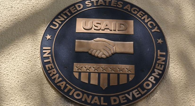 USAID: pazarló projektek és „radikális őrültek”