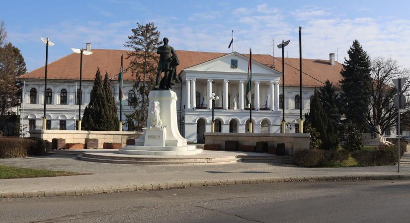 Valami készül Makón, a főkertész elárulta, hogy mi