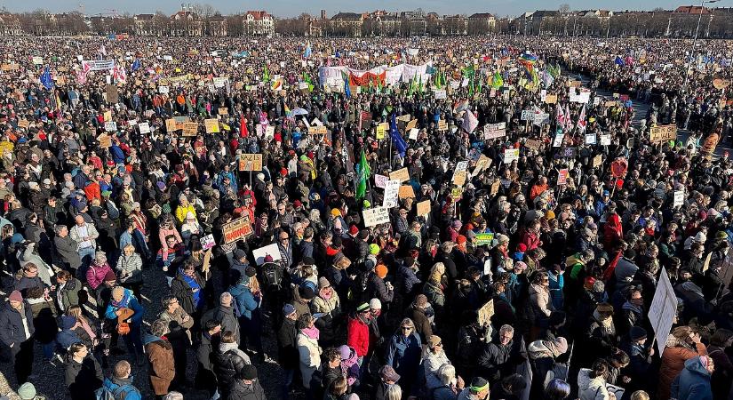 Németország forrong: kétszázezren tüntetnek Münchenben, elharapóztak az utcai támadások