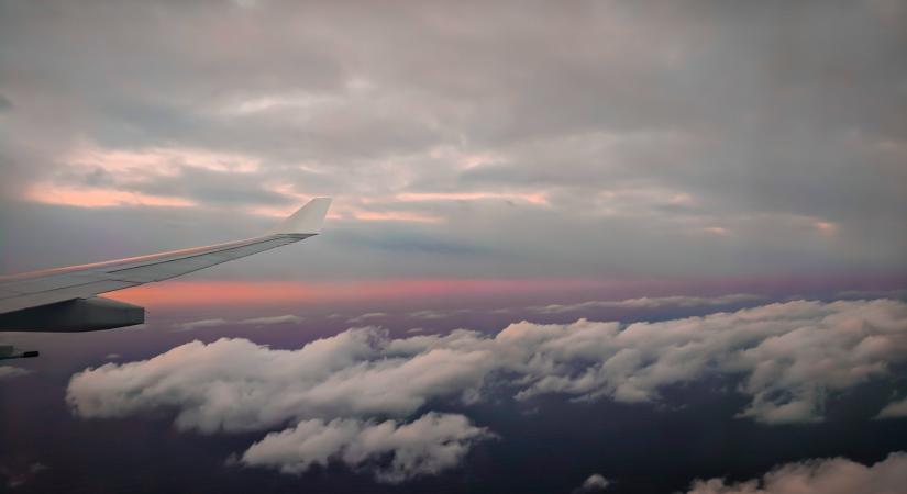 Meglepő módszerrel szemléltették, miért ne féljünk a turbulenciától