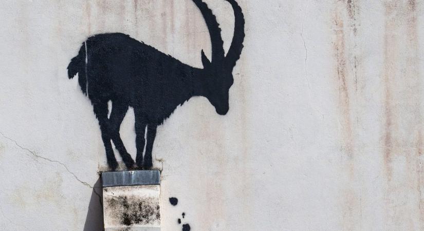 Eltávolították Banksy egyik leghíresebb alkotását