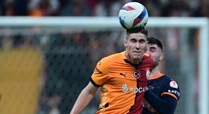 Sallai Roland meccse félbeszakadt, botrány a Galatasaray stadionjában