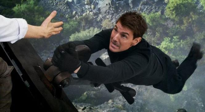 Tom Cruise légi mutatványai váratlan elismerést hoztak számára