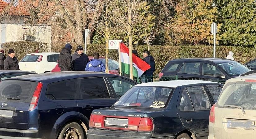 Szinte senkit nem érdekelt a Tisza Párt demonstrációja Sárváron