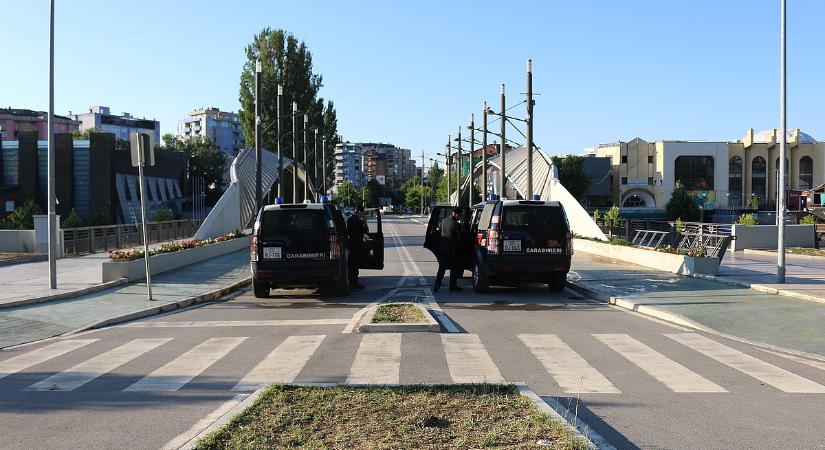 Számokat ugyan nem tudni, de a régi-új kormány viheti tovább Koszovót