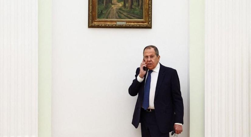 Lavrov szerint Oroszország meg tudja védeni a békét