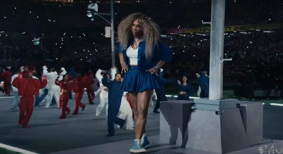 Kiderült, miért táncolt a Super Bowl félidei show-jában Serena Williams – videó