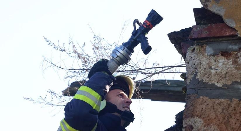 Sajóbábonyban csaptak fel a lángok