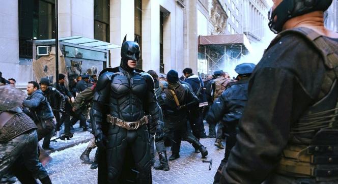 Egy Batman-sztár bocsánatot kér a Sötét Lovag-trilógia legkínosabb jelenetéért