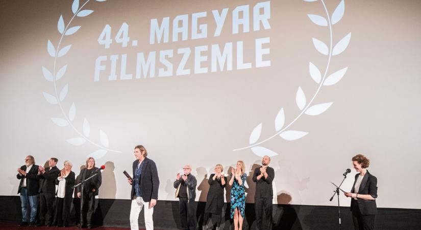 Ez a 33 film kapott díjat a 44. Magyar Filmszemlén