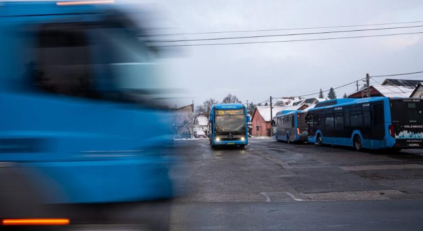 Tervezet a metróbuszokról: Szentendre-Csepel járat is indulhat kétpercenként