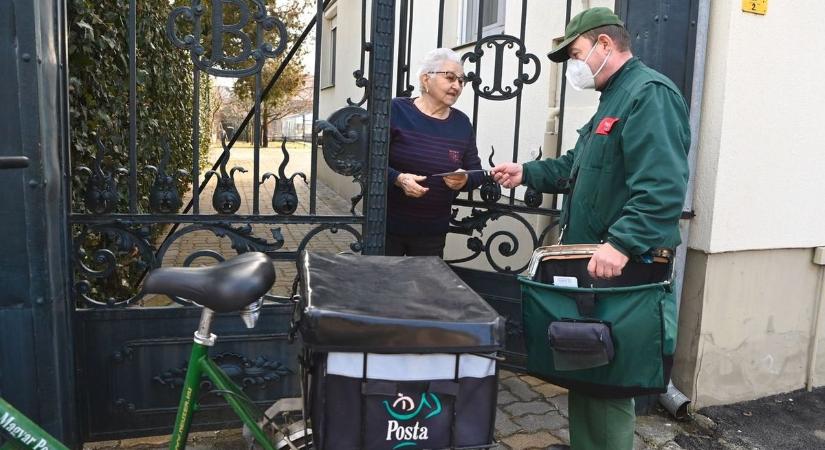 Érkezik a 13. havi nyugdíj - Sokan már ma örülhetnek a plusz pénznek