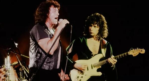 Ritchie Blackmore felkérte Ian Gillan-t a Rainbow énekesének