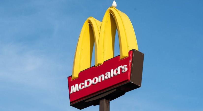 Döntött a McDonald's: ezek a termékek tűnnek el az étlapról