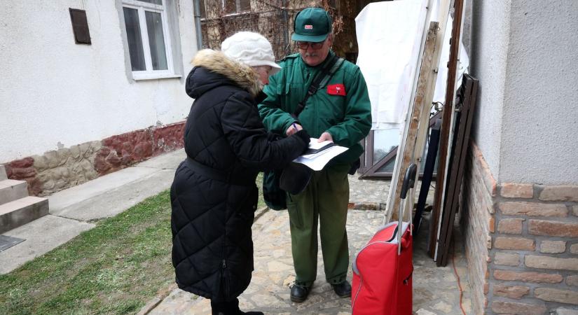 Somogyban is nagy az öröm: megérkezett a 13. havi nyugdíj