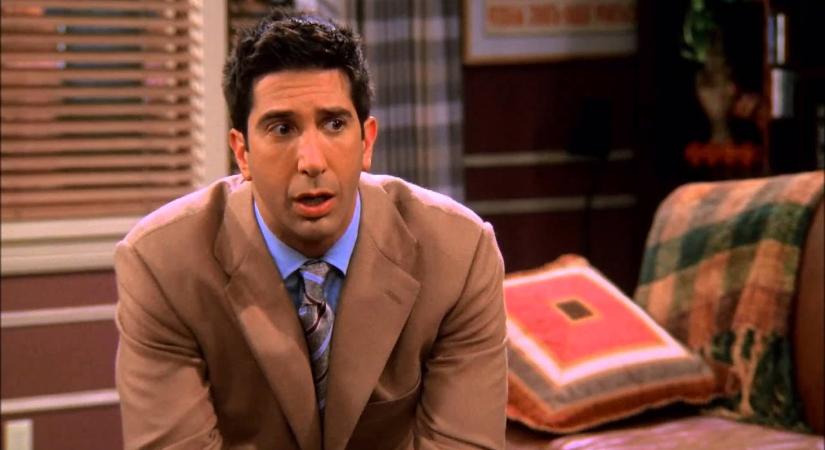 "Ne adj neki megafont!" - David Schwimmer azt kéri Elon Musktól, hogy tiltsa ki Kanye Westet az X-ről, amiért gyűlöletbeszédet terjeszt