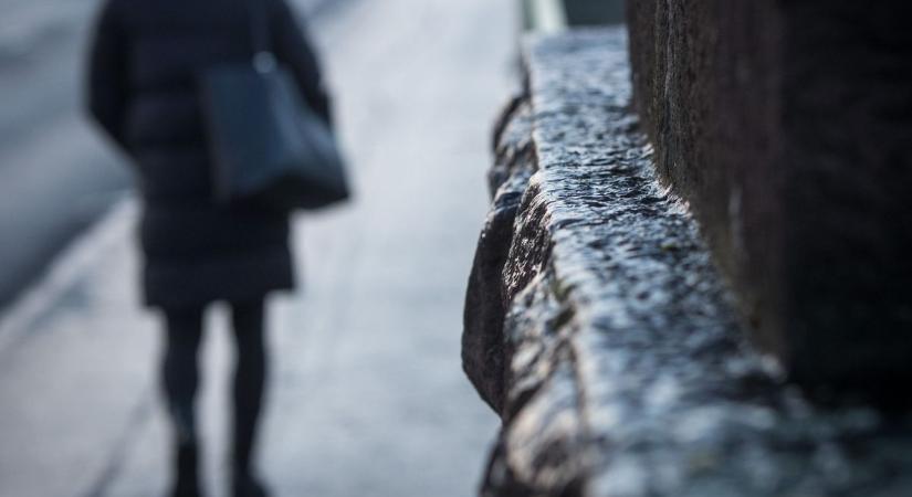 Csúszdaparkká váltak az utak - gondot okozott az ónos eső