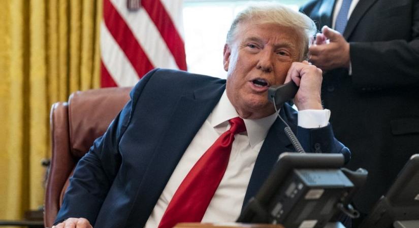 Trump nem pihen: Putyin után Zelenszkijjel tárgyalt telefonon