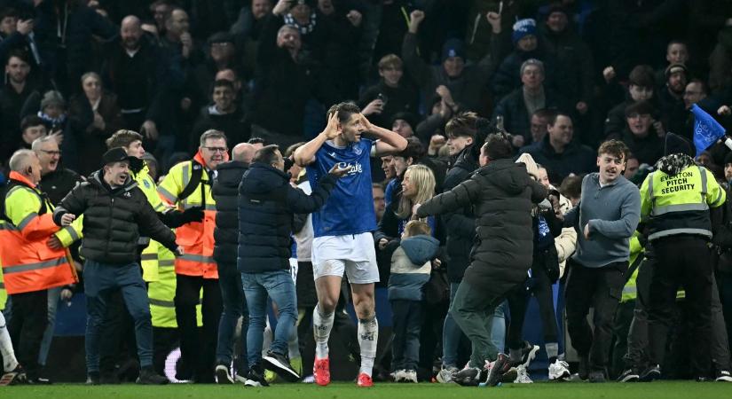 Liverpooli szívfájdalommal és pofozkodással ért véget a derbi