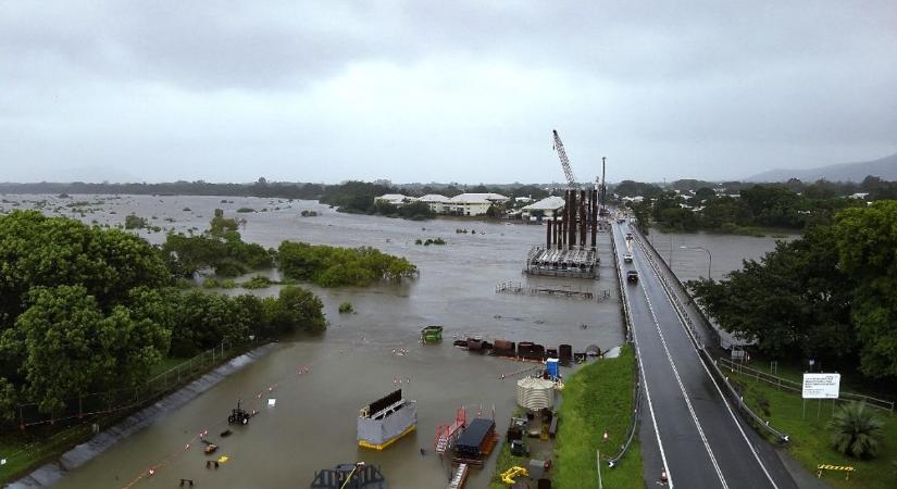 Queensland lassan elsüllyed...