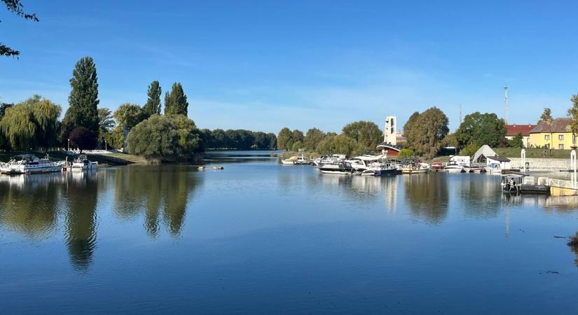 Most bárki megveheti az ország legszebb panorámájú éttermét!