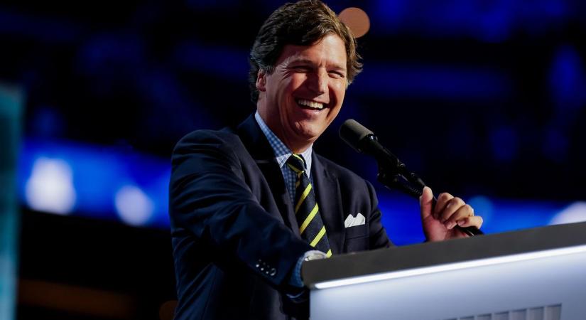 Így lett Tucker Carlson politikai sztárújságíró, amerikaiak milliói hallgatnak a szavára