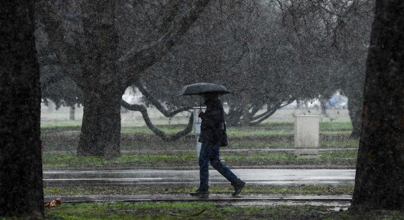 Visszavonulót fújtak a meteorológusok, elmúlt a veszély