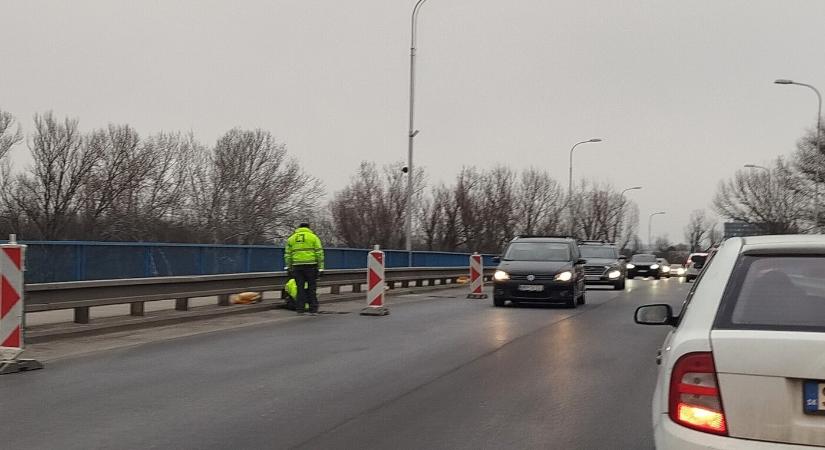 Negyven naposra tervezik a Vág-híd felújítását Vágsellyén