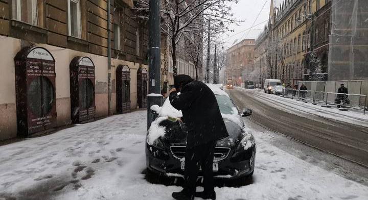 Sarkvidéki hideggel tör be az országba a hó: mínusz 10 foknál is hidegebb lehet