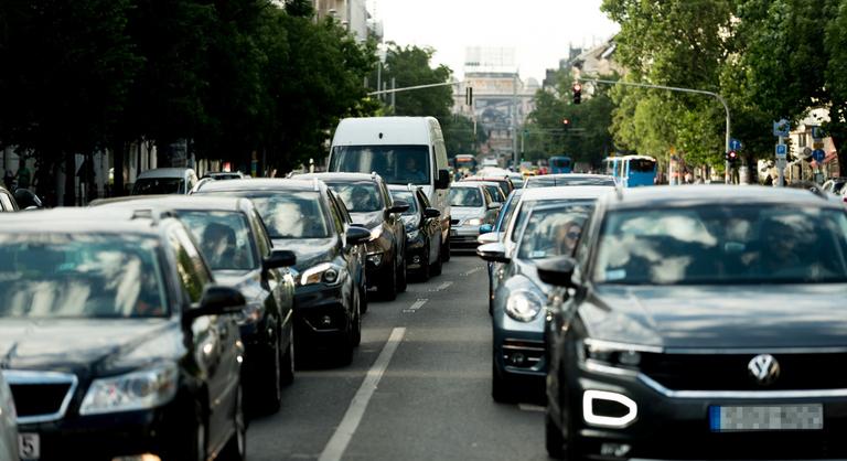 Új, kötelező készülék jöhet az autókba